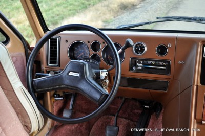 1989_Chevrolet_Falcon_Van__69_.JPG